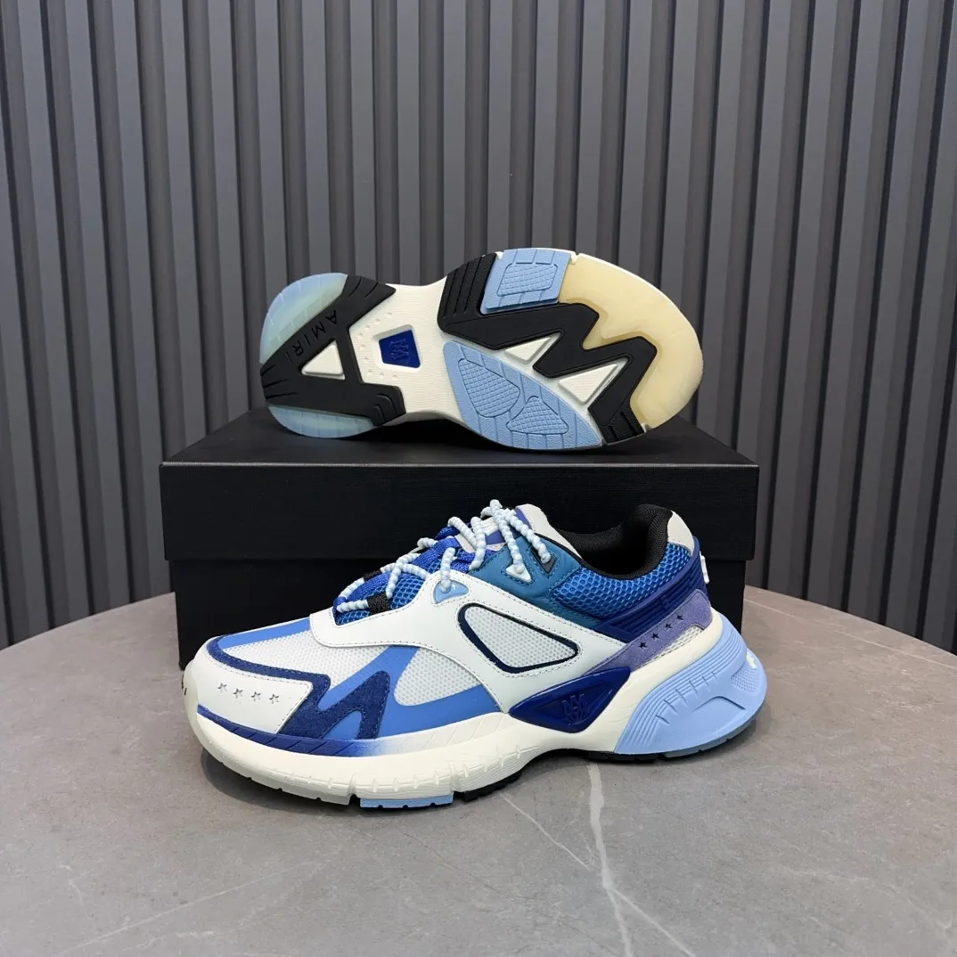 [AMIRI Amir] P: 760💰Size for couples: Female 35-40; Male 39-44; (Customized at 45.46) AMIRI Amir New Autumn and Winter Products New Autumn Latest Catwalk Couple Color Block Bread Casual Sports Shoes Series 〰 Casual fashion style full of details New generation of bone shoes popular classic upgrades Super comfortable and super popular! AUTRY is an exclusive version of AUTRY couple casual shoes from a high street brand in Los Angeles. Many celebrity Internet celebrities have the same style. Chinese new rapper Xiaobai Gali, Wang Yibo, Yang Mi and other Internet celebrity bloggers are competing for their feet. The three-dimensional molded metal logo on the side of the AJ1 shoe is on par with Nike's popular Fog. The heroic value instantly has a bit of punk rock flavor, all showing fashion sense and street style... ▪ Upper: original custom-made cowhide + original custom-made breathable mesh ▪Inner lining: original customized breathable mesh ▪Outsole: original molded two-color TPU rubber combination outsole.